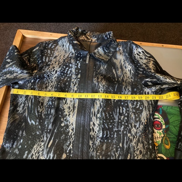 Reversable faux leather jacket size S - Picture 5 of 6